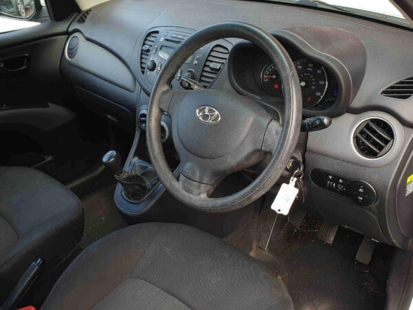 Used Hyundai i10 2013 for sale - 75980125: Photo 10