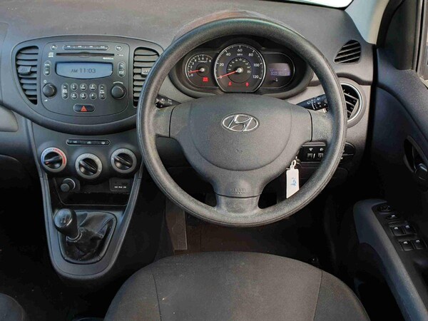 Used Hyundai i10 2013 for sale - 75980125: Photo 12
