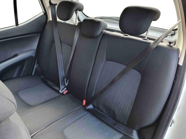 Used Hyundai i10 2013 for sale - 75980125: Photo 17