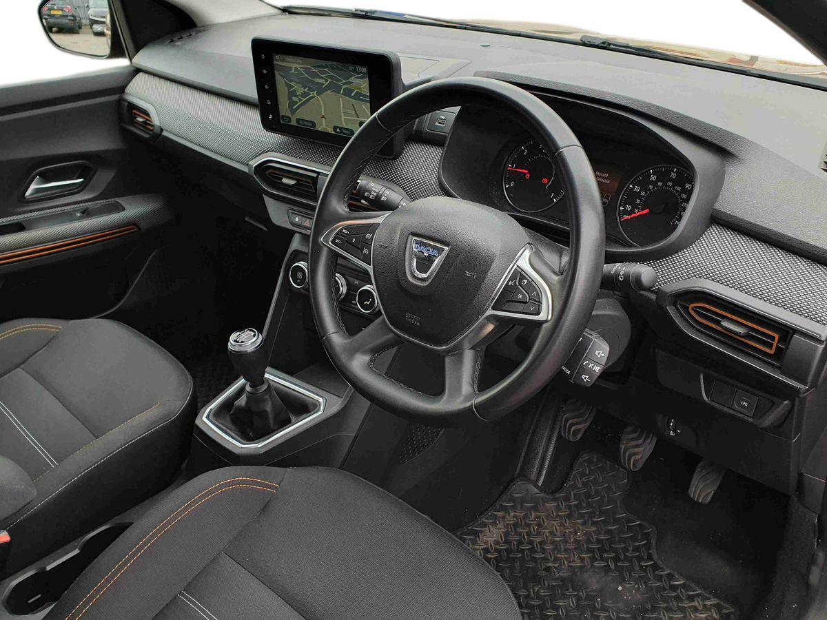 Used Dacia Sandero Stepway 2021 for sale - 76647936: Photo 10
