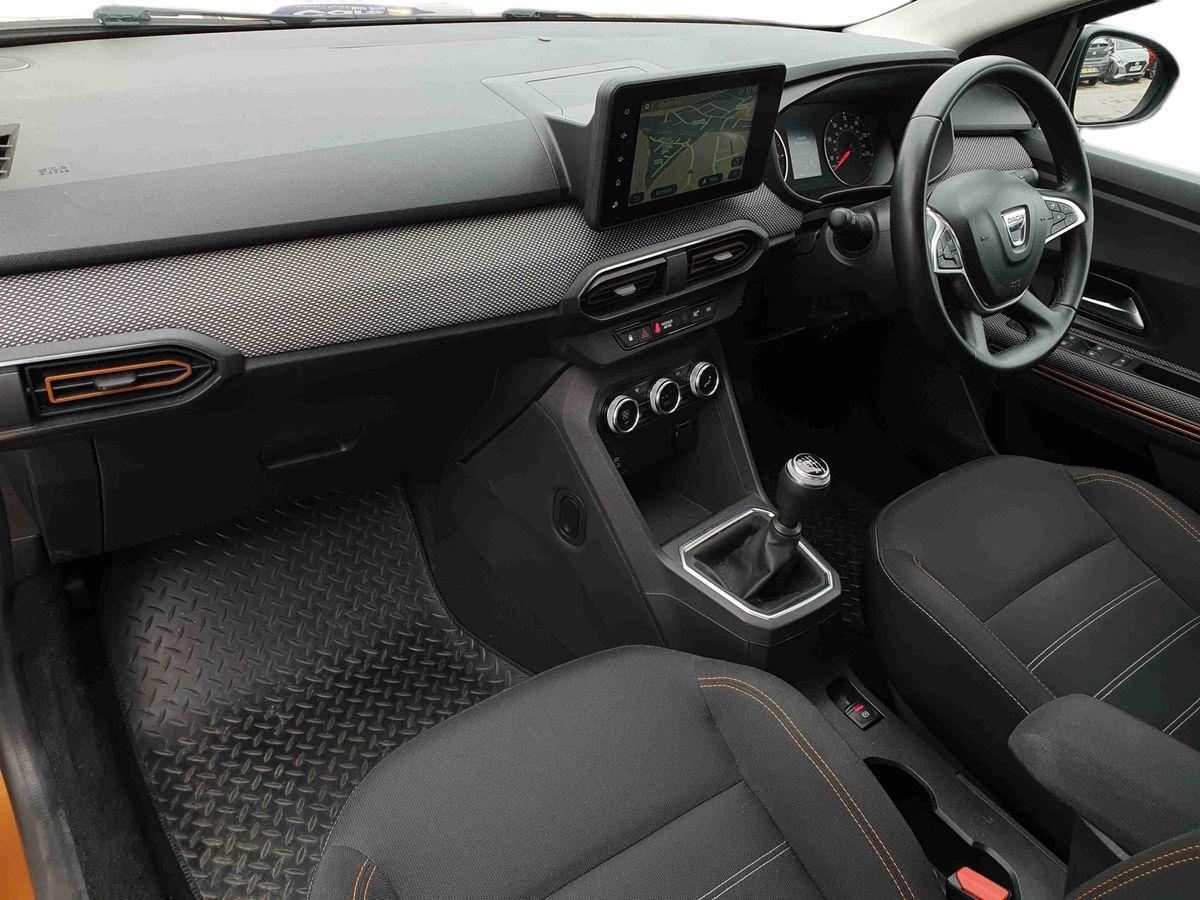 Used Dacia Sandero Stepway 2021 for sale - 76647936: Photo 15