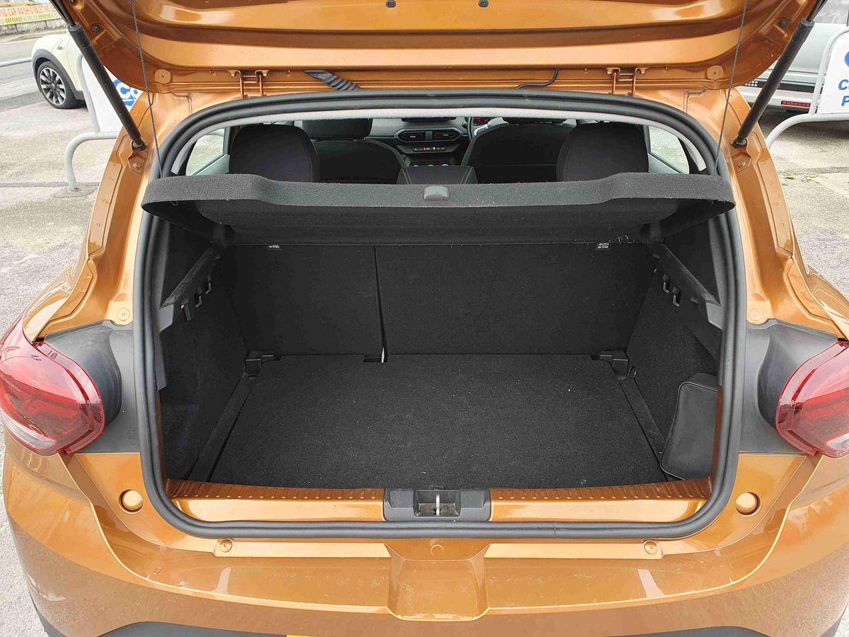 Used Dacia Sandero Stepway 2021 for sale - 76647936: Photo 18