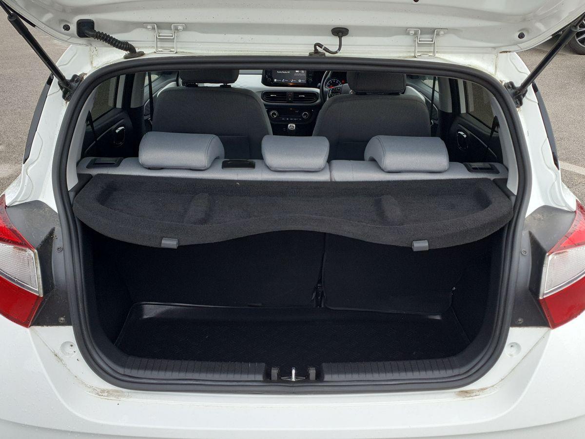 Used Hyundai i10 2022 for sale - 76647930: Photo 18