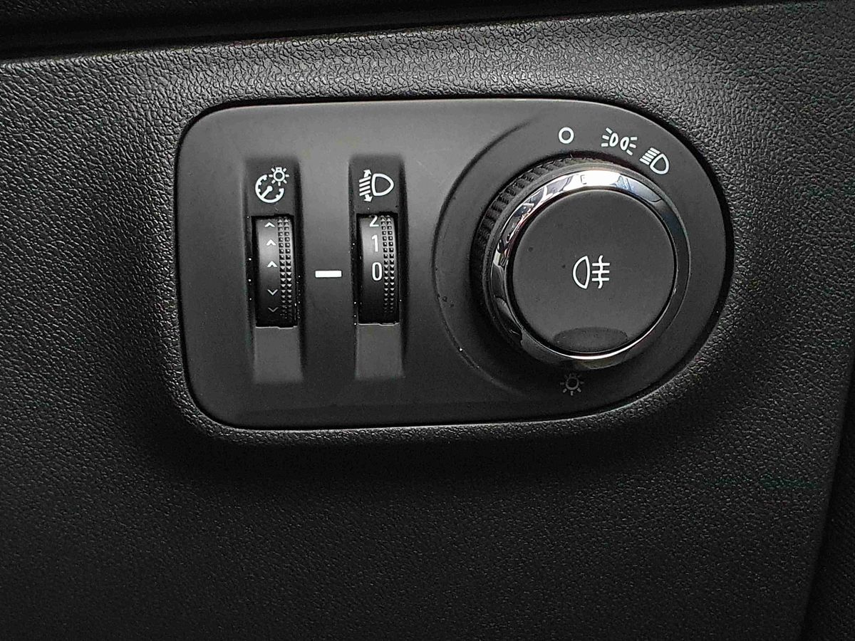 Used Vauxhall Corsa 2018 for sale - 76826588: Photo 23