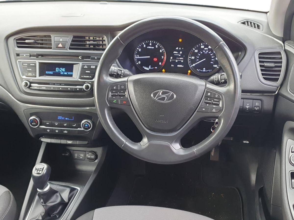 Used Hyundai i20 2015 for sale - 76881921: Photo 12