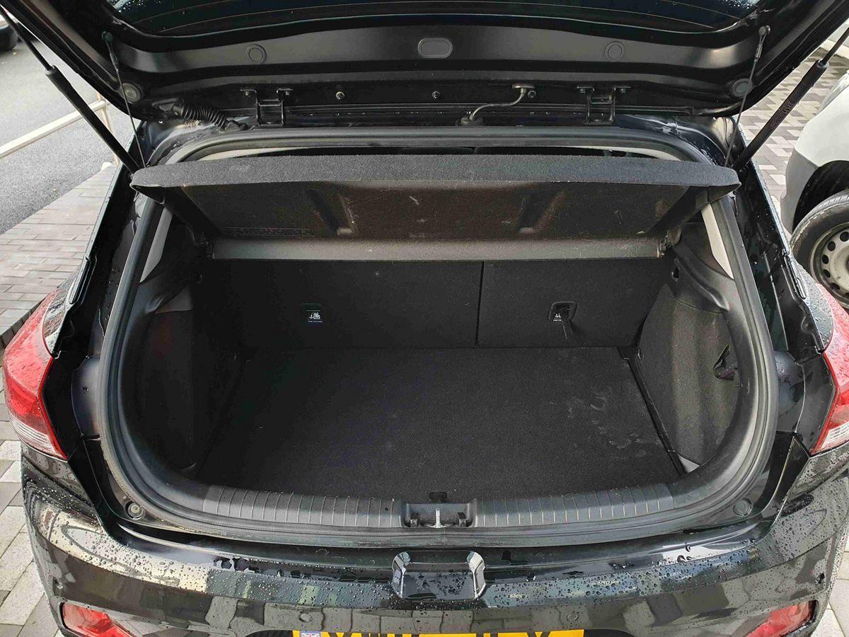 Used Hyundai i20 2015 for sale - 76881921: Photo 18