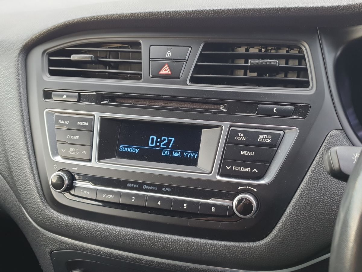 Used Hyundai i20 2015 for sale - 76881921: Photo 19