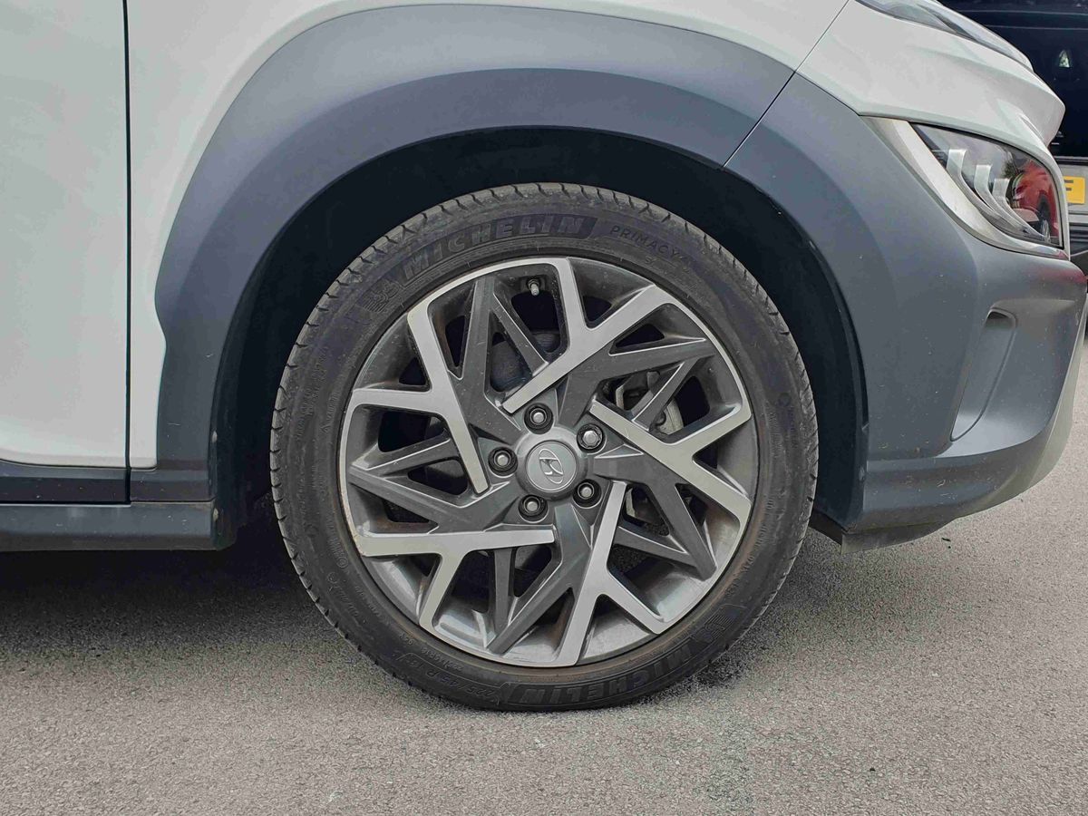 Used Hyundai KONA 2021 for sale - 76647937: Photo 9