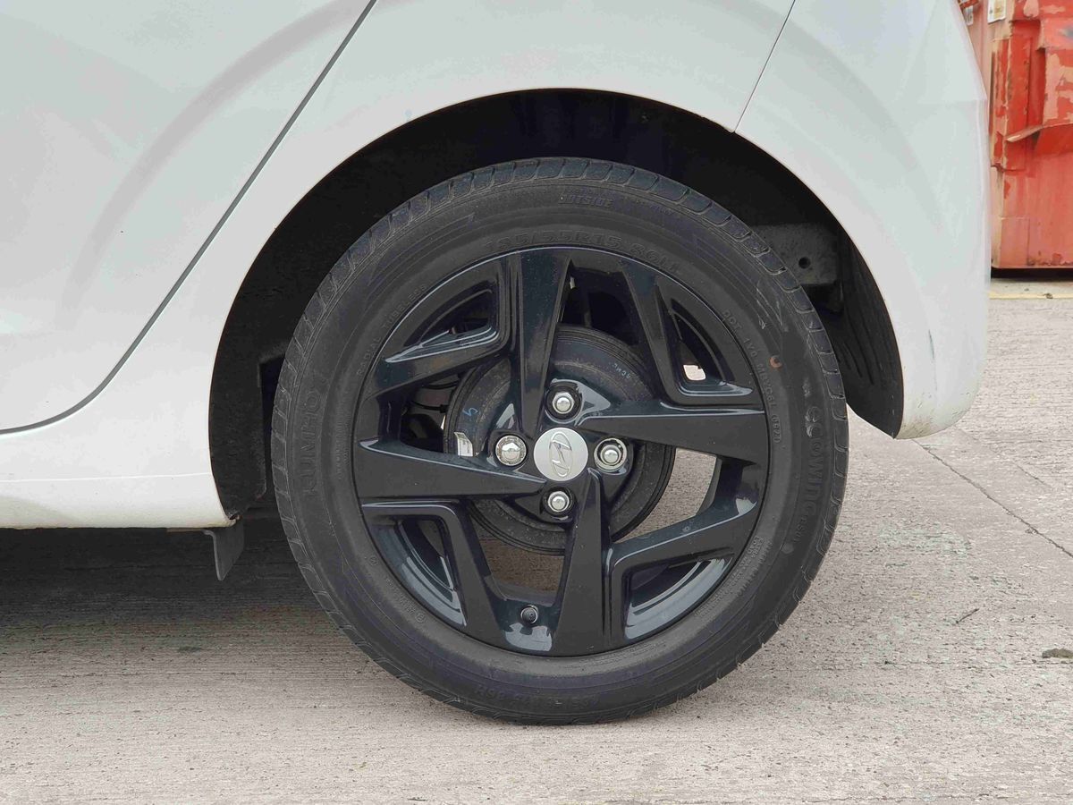 Used Hyundai i10 2021 for sale - 76474879: Photo 9