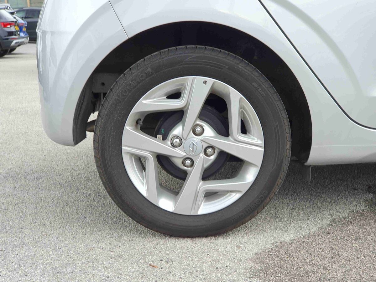 Used Hyundai i10 2022 for sale - 76684342: Photo 9