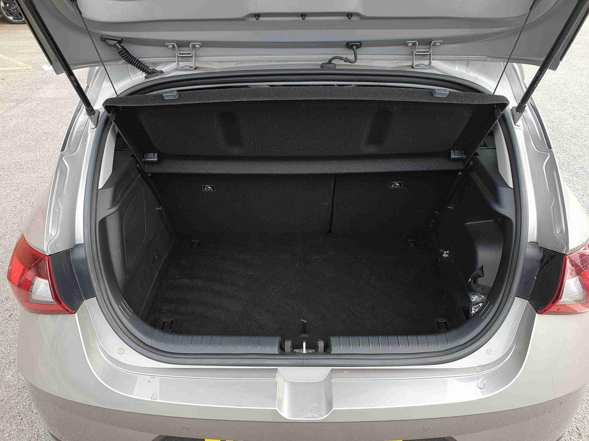 Used Hyundai i20 2020 for sale - 76474917: Photo 18