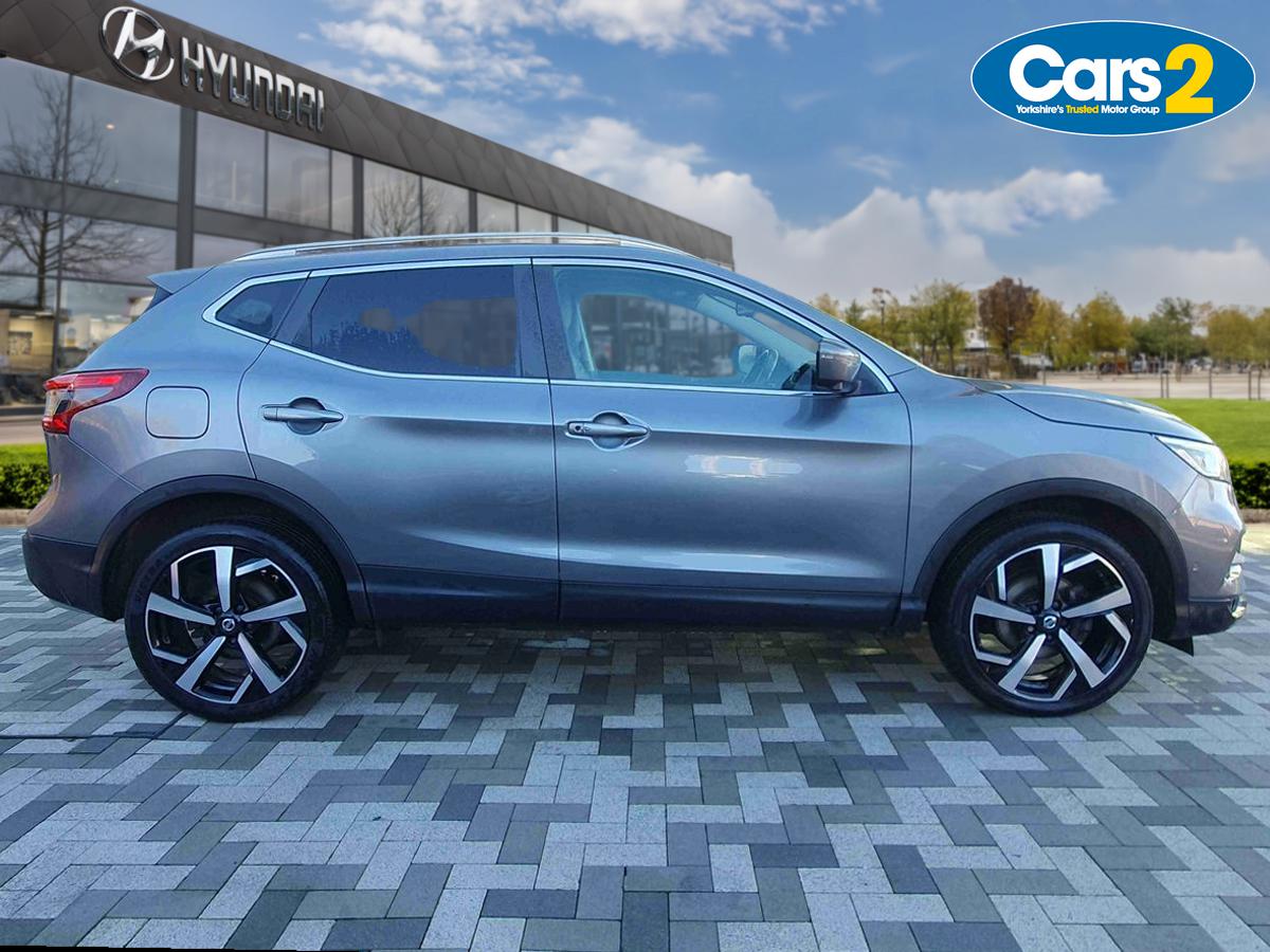 Used Nissan Qashqai 2017 for sale - 77133979: Photo 2