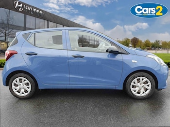 Used Hyundai i10 2018 for sale - 78630200: Photo