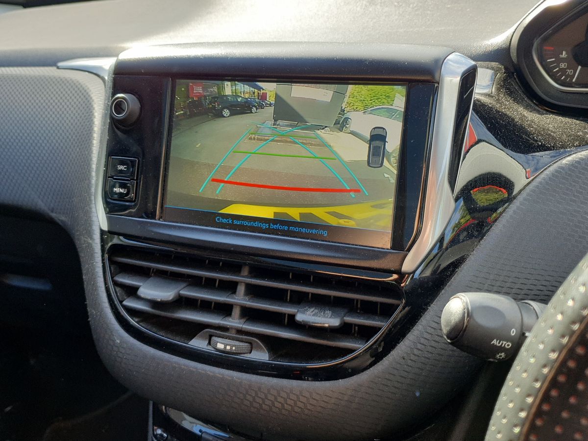 Used Peugeot 2008 2017 for sale - 76124721: Photo 20