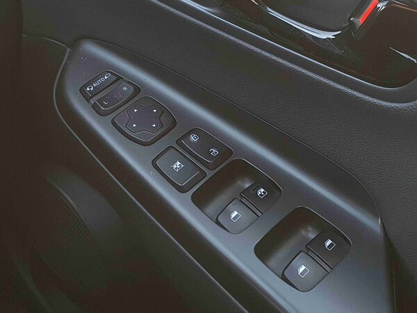 Used Hyundai KONA 2020 for sale - 76124315: Photo 21
