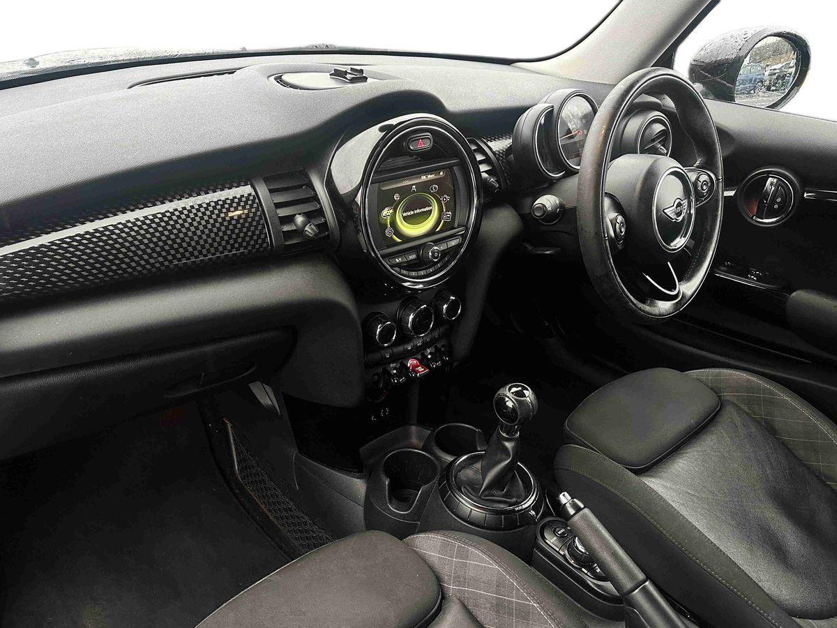 Used MINI Hatch 2015 for sale - 76983995: Photo 15