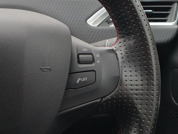 Used Peugeot 2008 2018 for sale - 75466049: Photo 23