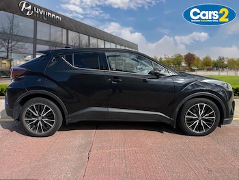 Used Toyota C-HR 2018 for sale - 75930007: Photo