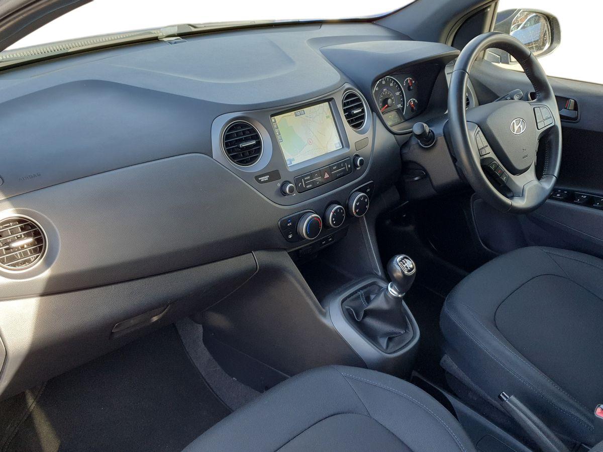 Used Hyundai i10 2018 for sale - 76647938: Photo 15