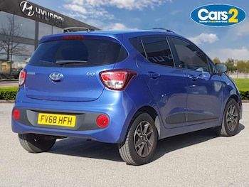 Used Hyundai i10 2018 for sale - 76647938: Photo