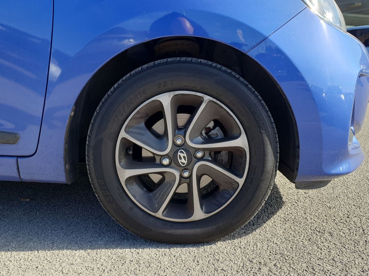 Used Hyundai i10 2018 for sale - 76647938: Photo 9