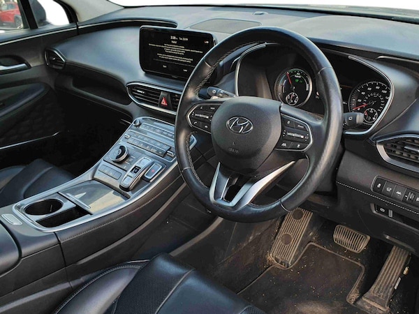Used Hyundai Santa Fe 2023 for sale - 76066995: Photo 10