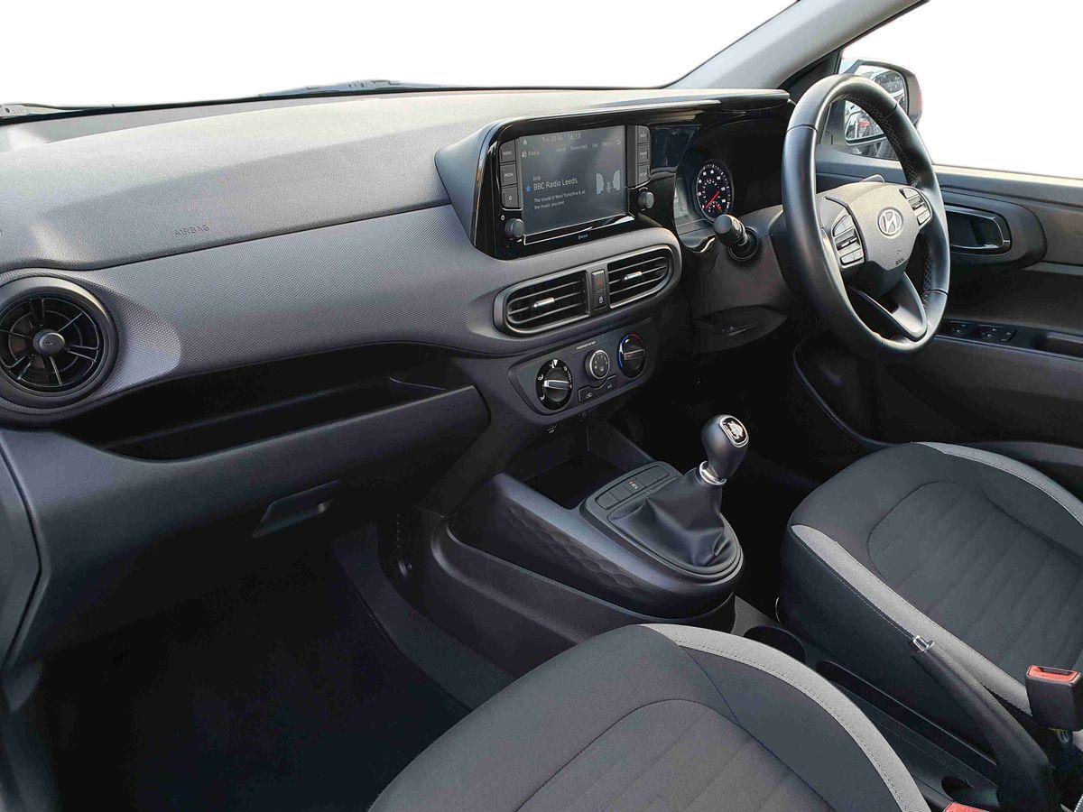 Used Hyundai i10 2023 for sale - 77786120: Photo 15