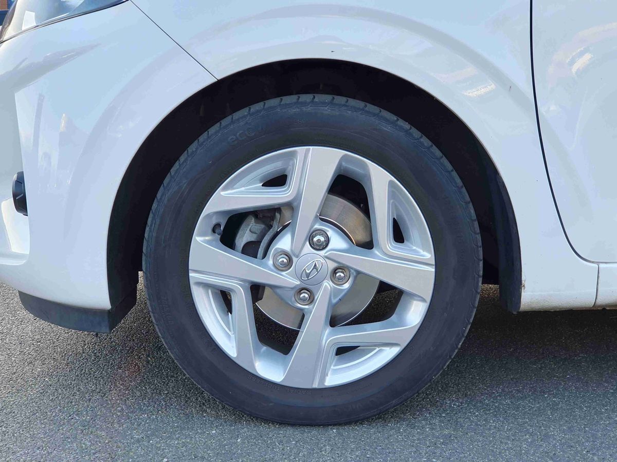 Used Hyundai i10 2023 for sale - 77786120: Photo 9