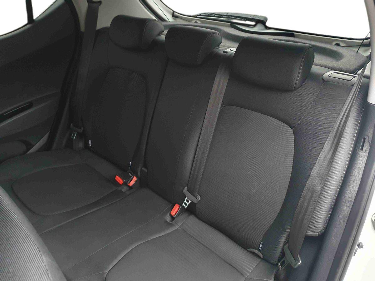 Used Hyundai i10 2018 for sale - 76640162: Photo 17