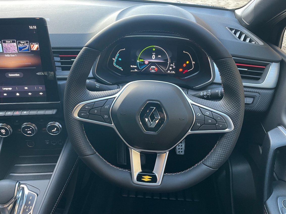 Used Renault Captur for sale - 76622980: Photo 12