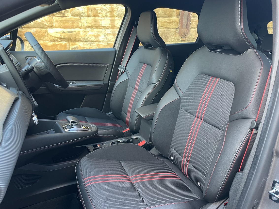 Used Renault Captur for sale - 76622980: Photo 4