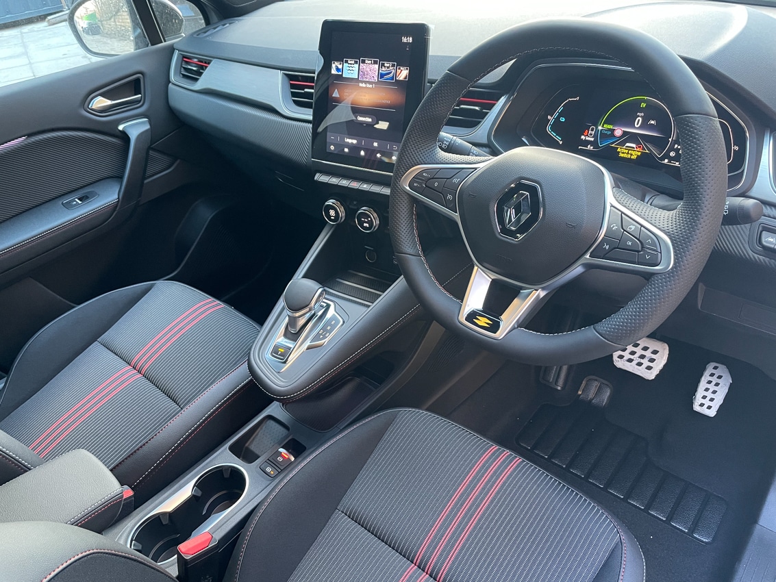 Used Renault Captur for sale - 76622980: Photo 8