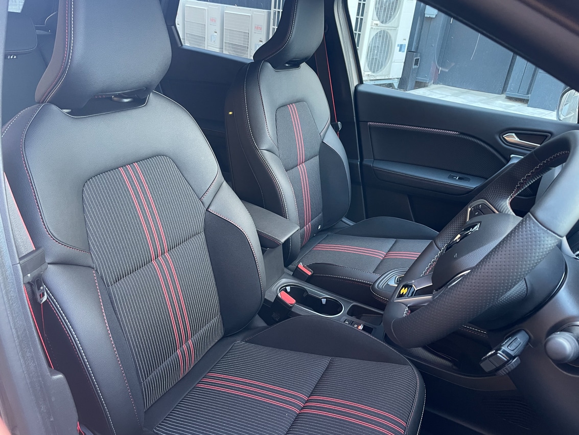 Used Renault Captur for sale - 76622980: Photo 9