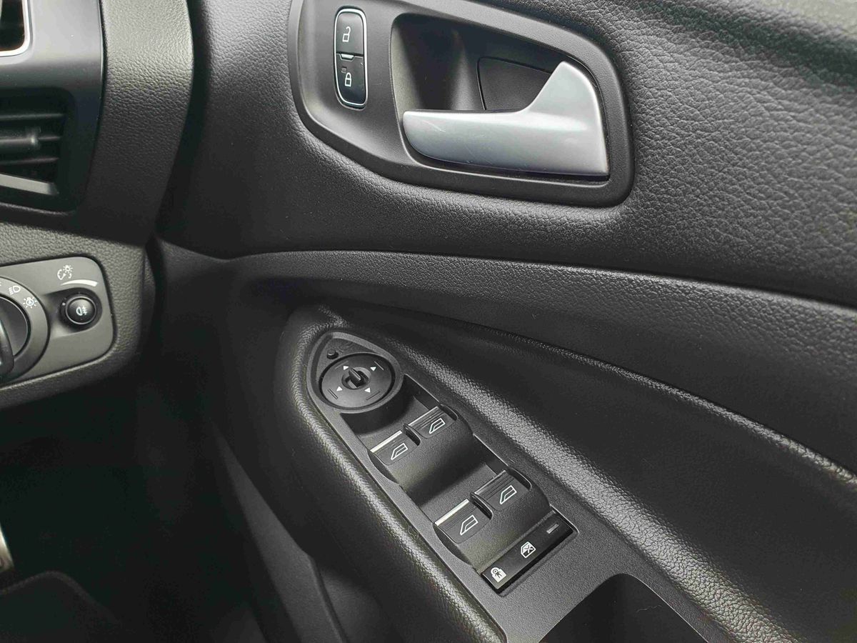 Used Ford Kuga 2017 for sale - 76338736: Photo 22