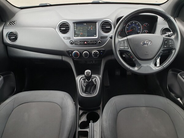 Used Hyundai i10 2018 for sale - 75653041: Photo 12