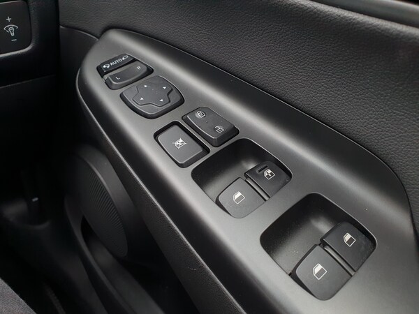 Used Hyundai KONA 2020 for sale - 75664931: Photo 29