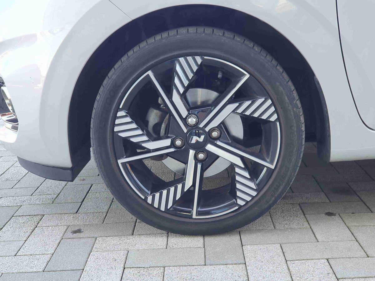 Used Hyundai i10 2023 for sale - 77786087: Photo 9