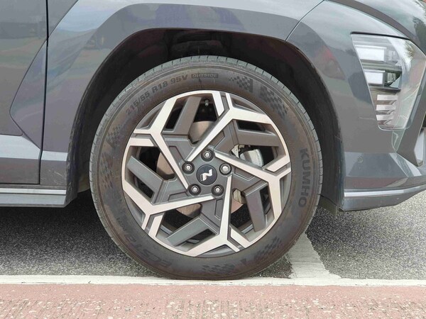 Used Hyundai KONA 2023 for sale - 76203581: Photo 9