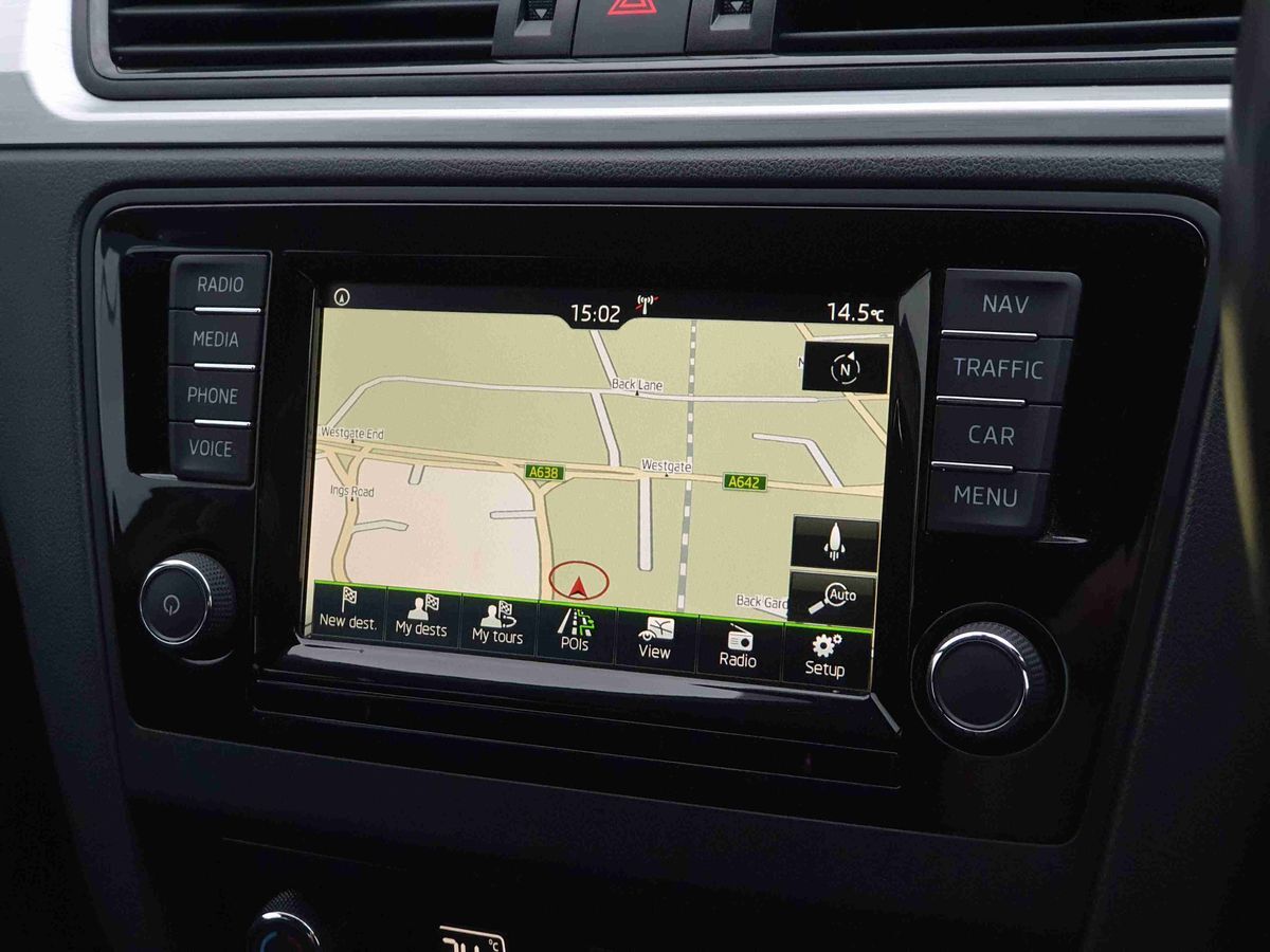 Used Skoda Rapid Spaceback 2015 for sale - 76894606: Photo 20