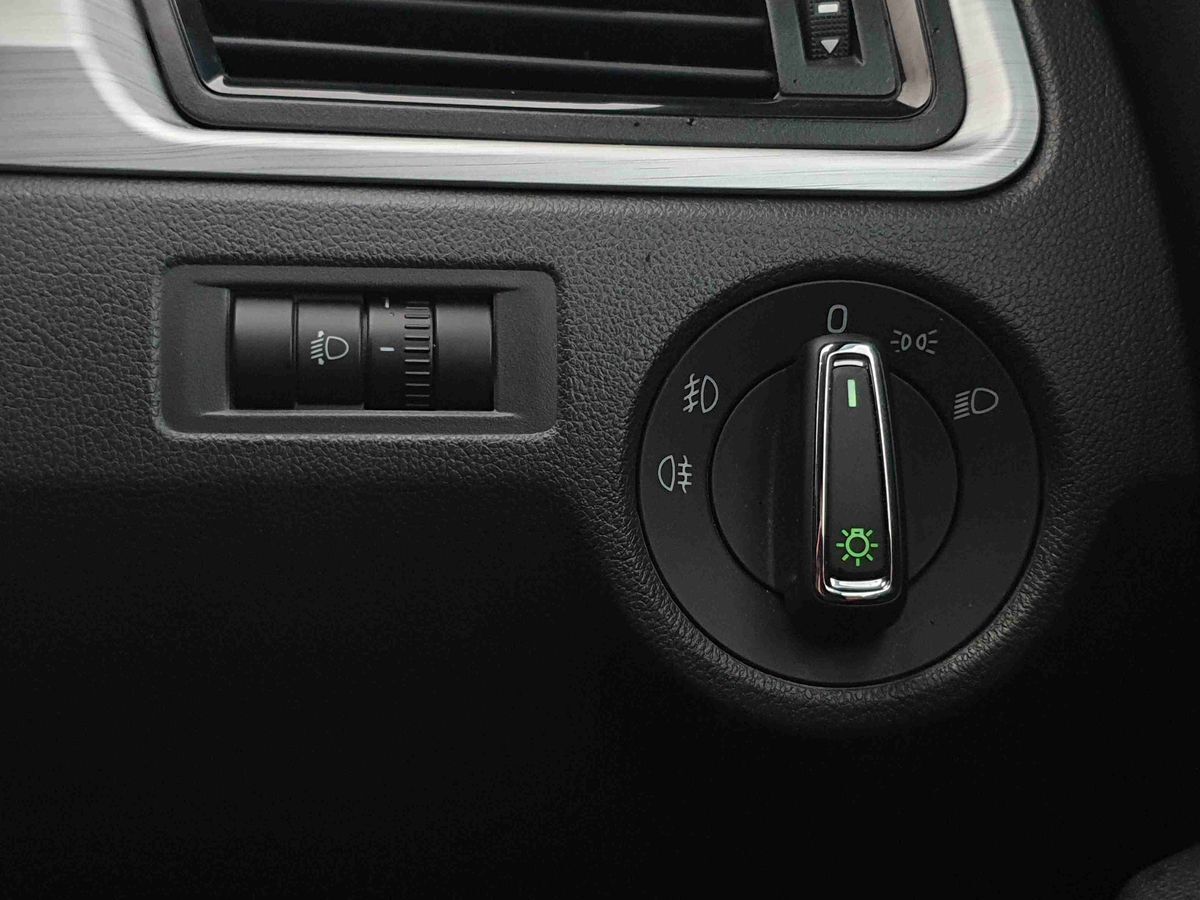 Used Skoda Rapid Spaceback 2015 for sale - 76894606: Photo 23