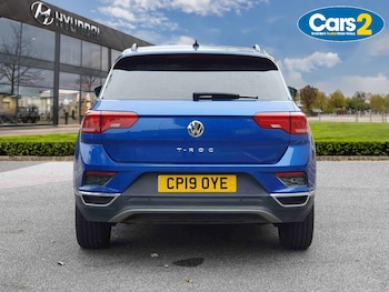 Used Volkswagen T-Roc 2019 for sale - 76272981: Photo