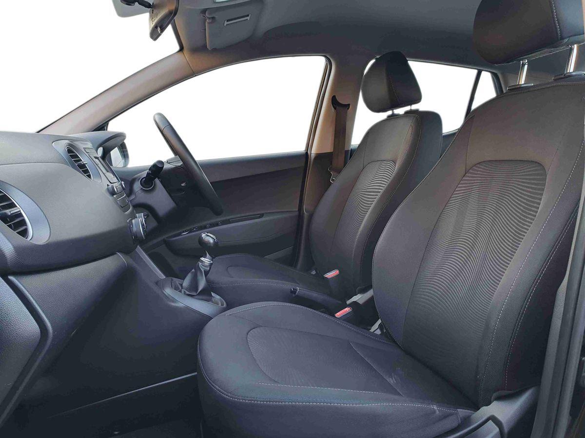 Used Hyundai i10 2018 for sale - 76914937: Photo 16