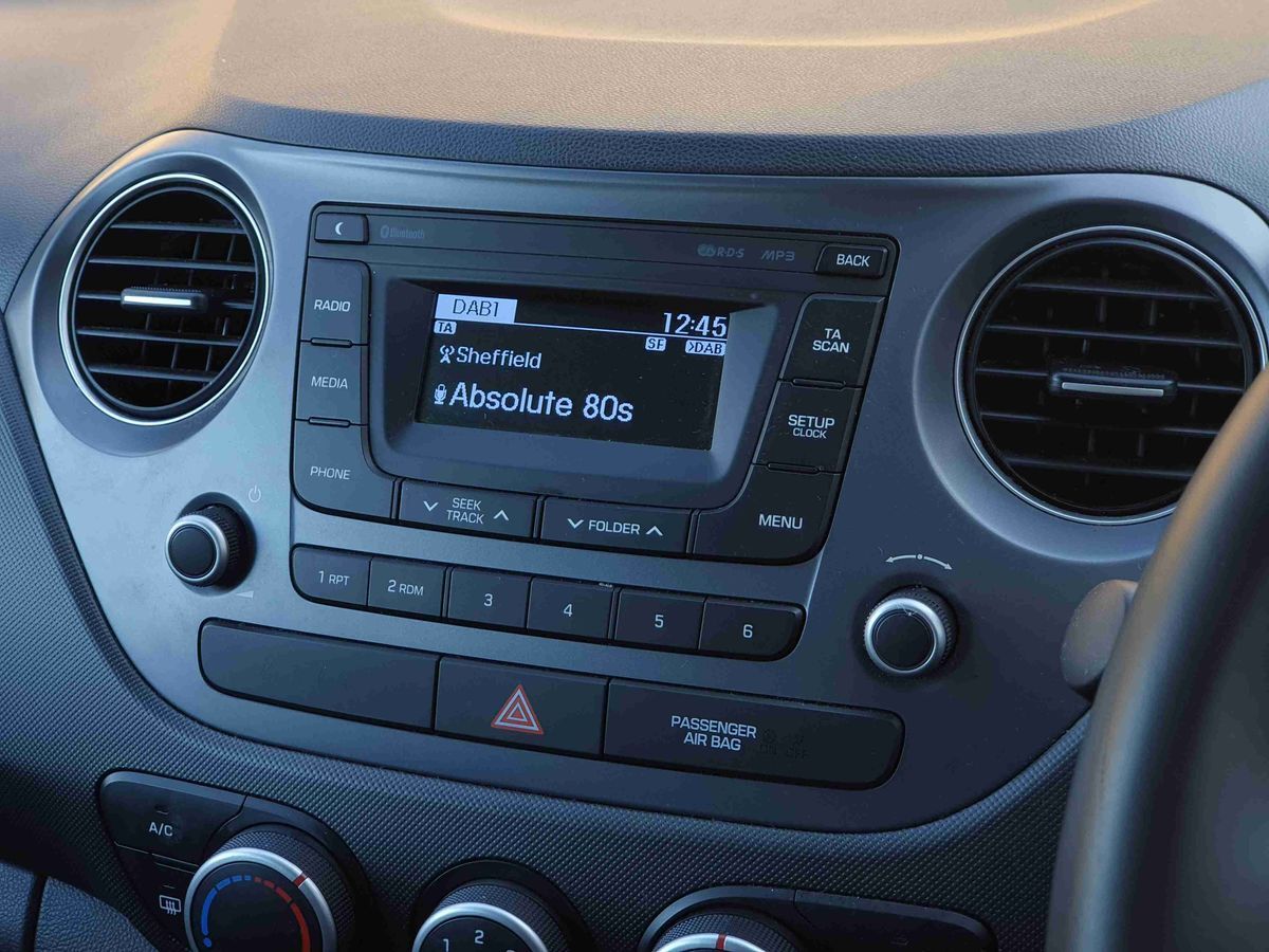 Used Hyundai i10 2018 for sale - 76696546: Photo 19