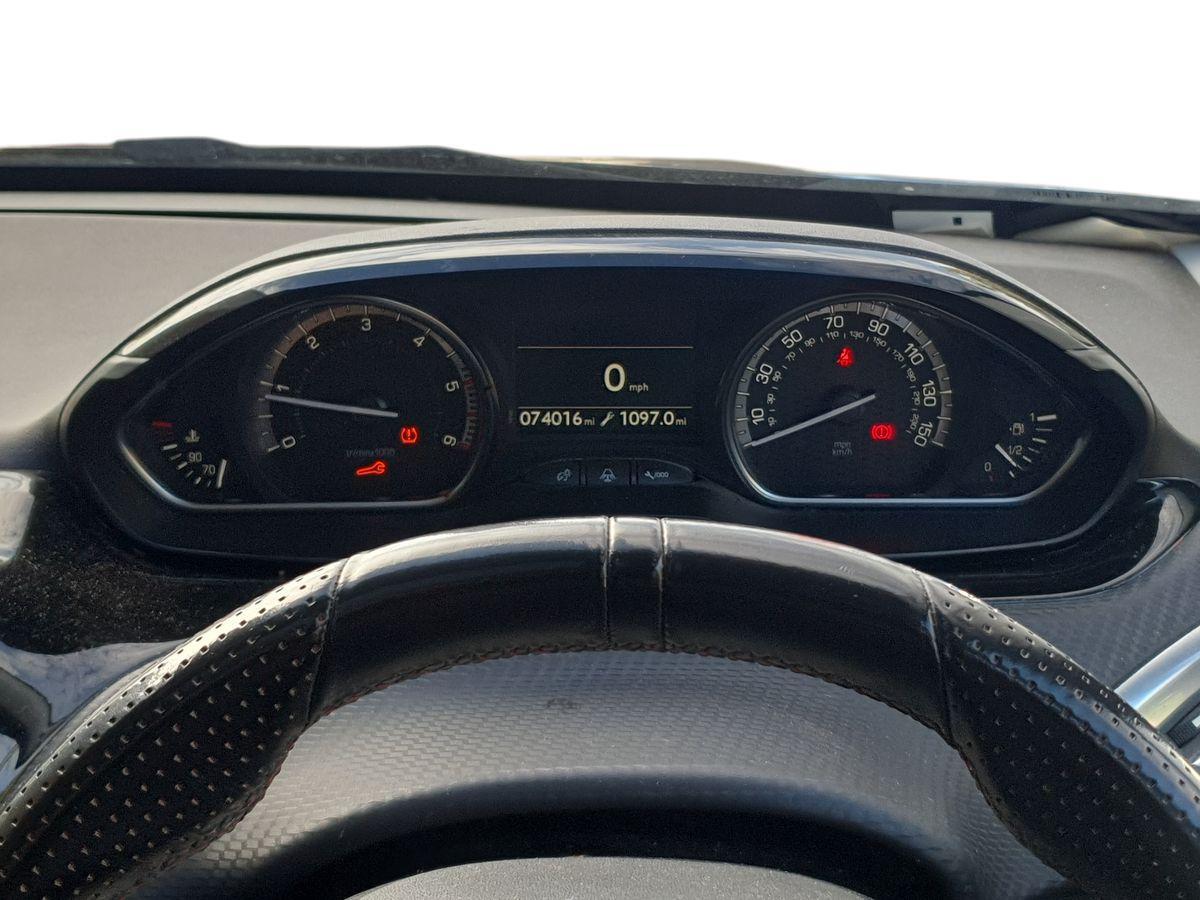 Used Peugeot 2008 2017 for sale - 76647932: Photo 14