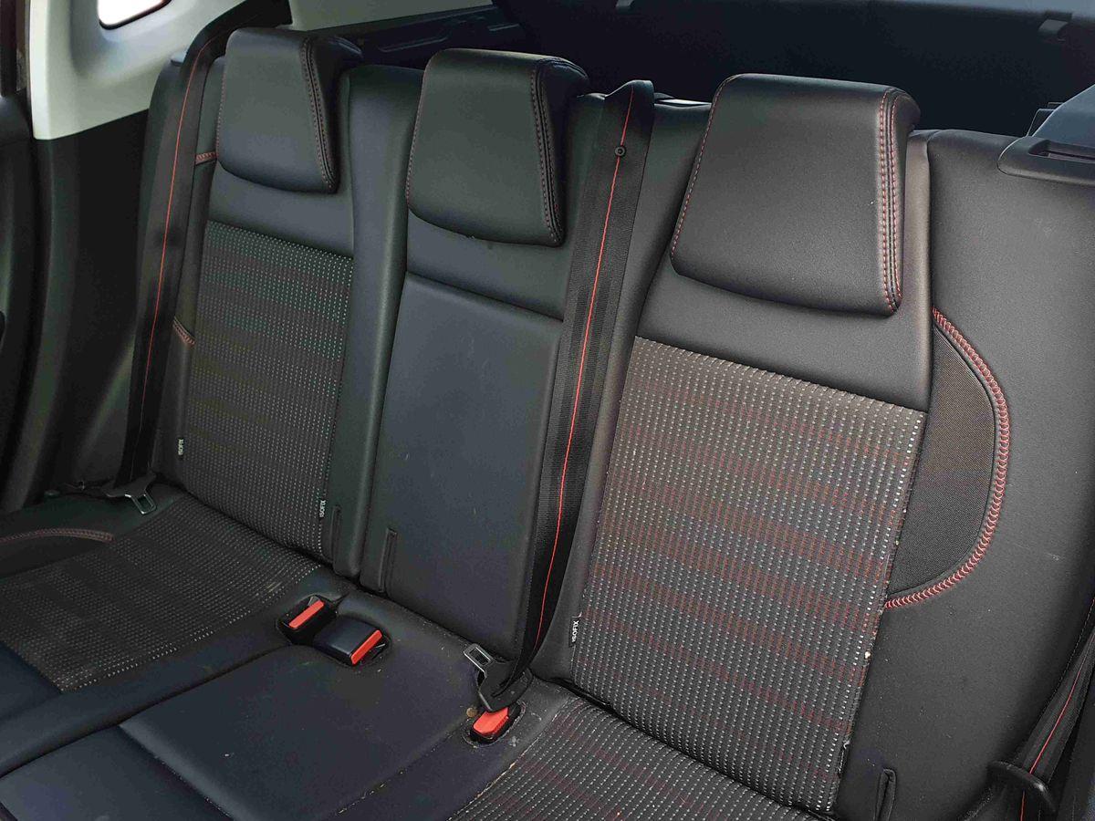 Used Peugeot 2008 2017 for sale - 76647932: Photo 17