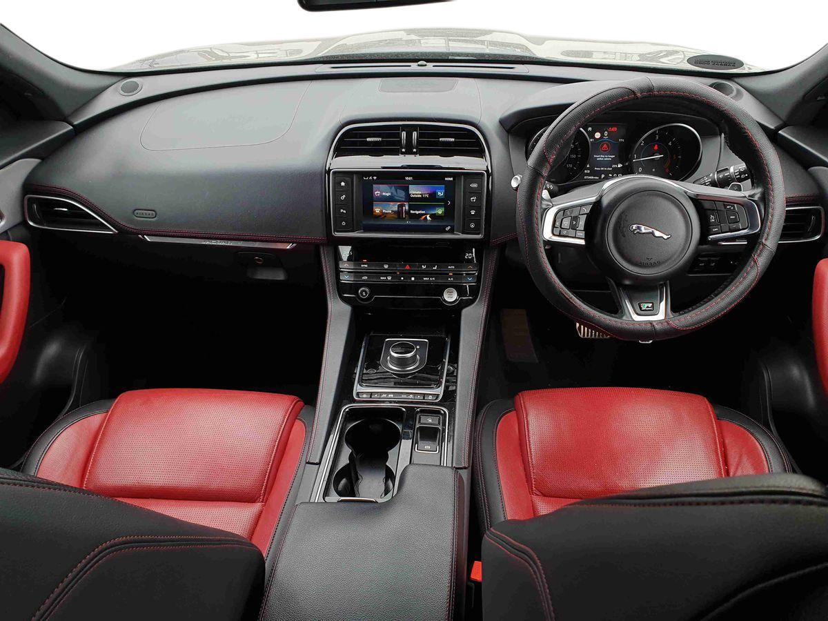 Used Jaguar F-Pace 2018 for sale - 77855627: Photo 11