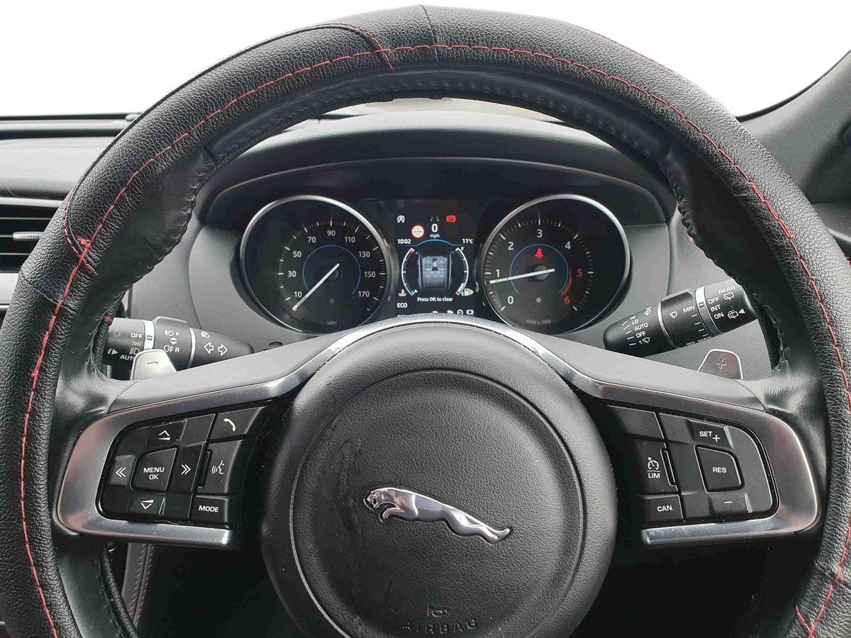 Used Jaguar F-Pace 2018 for sale - 77855627: Photo 13