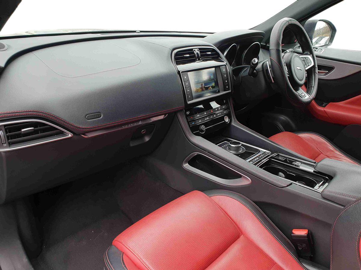 Used Jaguar F-Pace 2018 for sale - 77855627: Photo 15