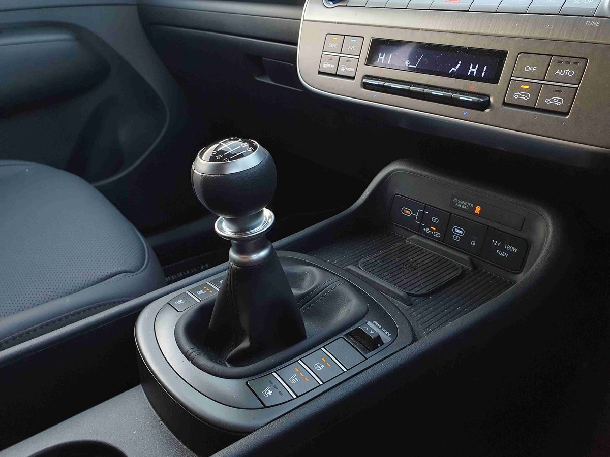 Used Hyundai KONA 2025 for sale - 77145842: Photo 21