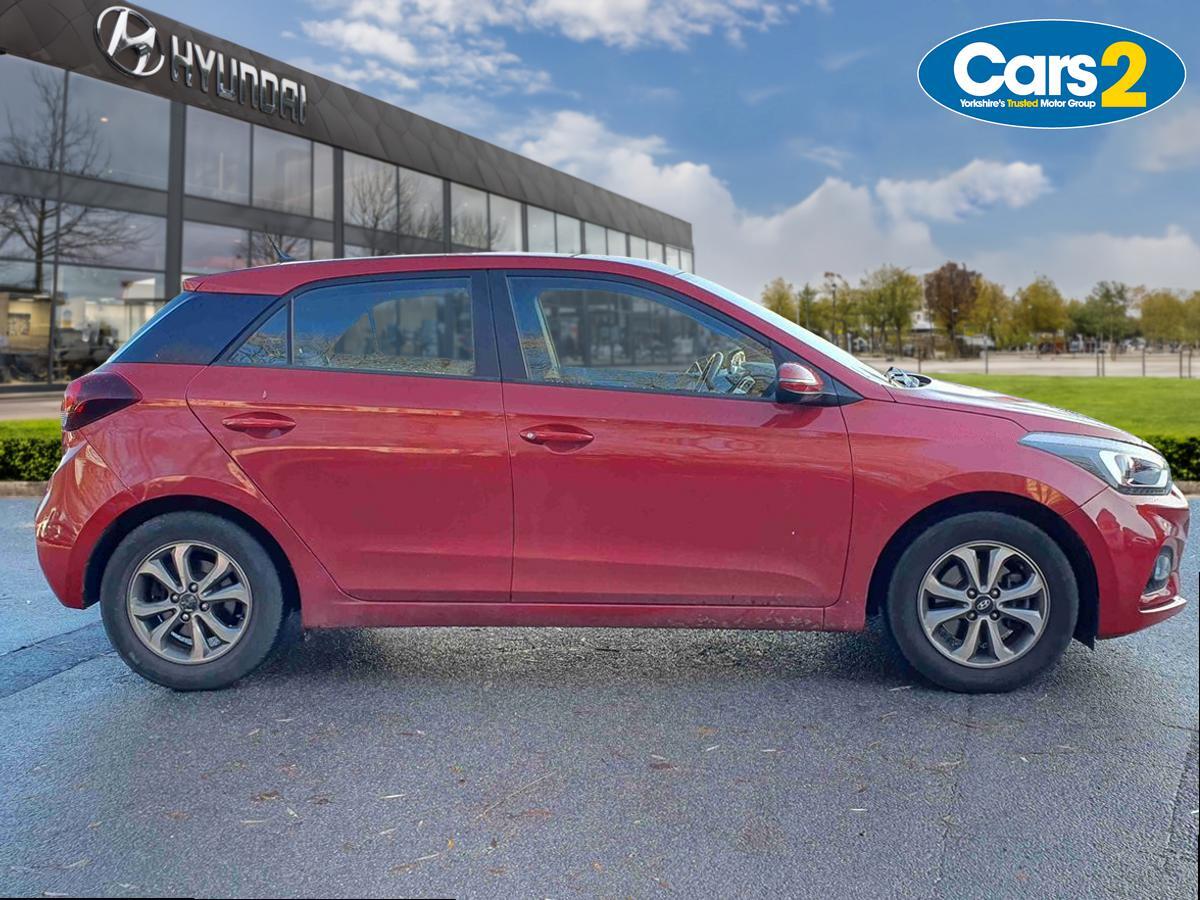 Used Hyundai i20 2018 for sale - 77087428: Photo 2